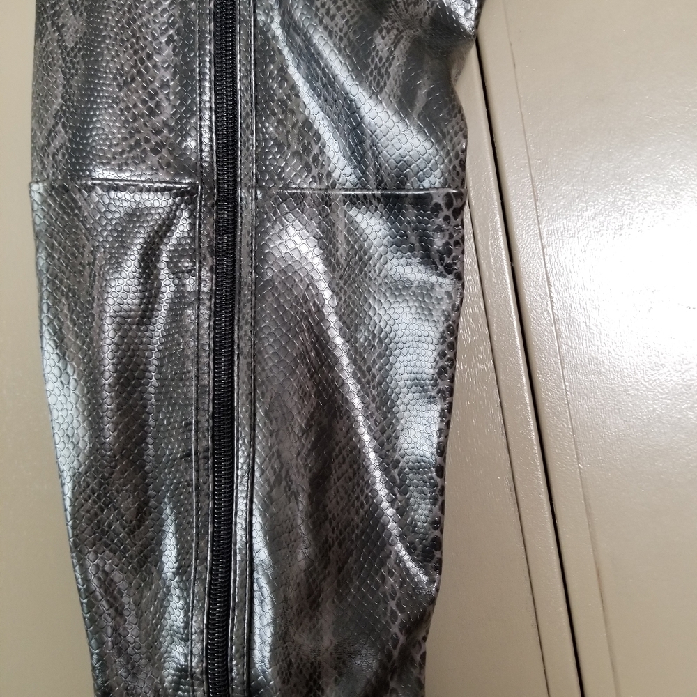 Is It Python Sleekly Snake Boots - image 6